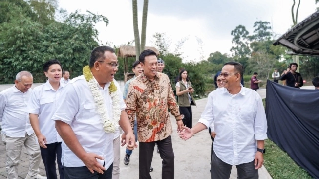Inisiatif Berbasis Alam Ronny Lukito: Wujudkan Ekowisata Berkelanjutan dari Bandung Barat – Bogor