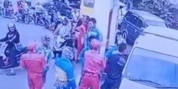 Seorang Pria di Bandung Barat Dikereyok Para Petugas Pemeliharaan Jalan Tol, Gara-Gara Ini!